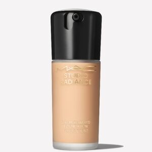 MAC Studio Radiance NW15